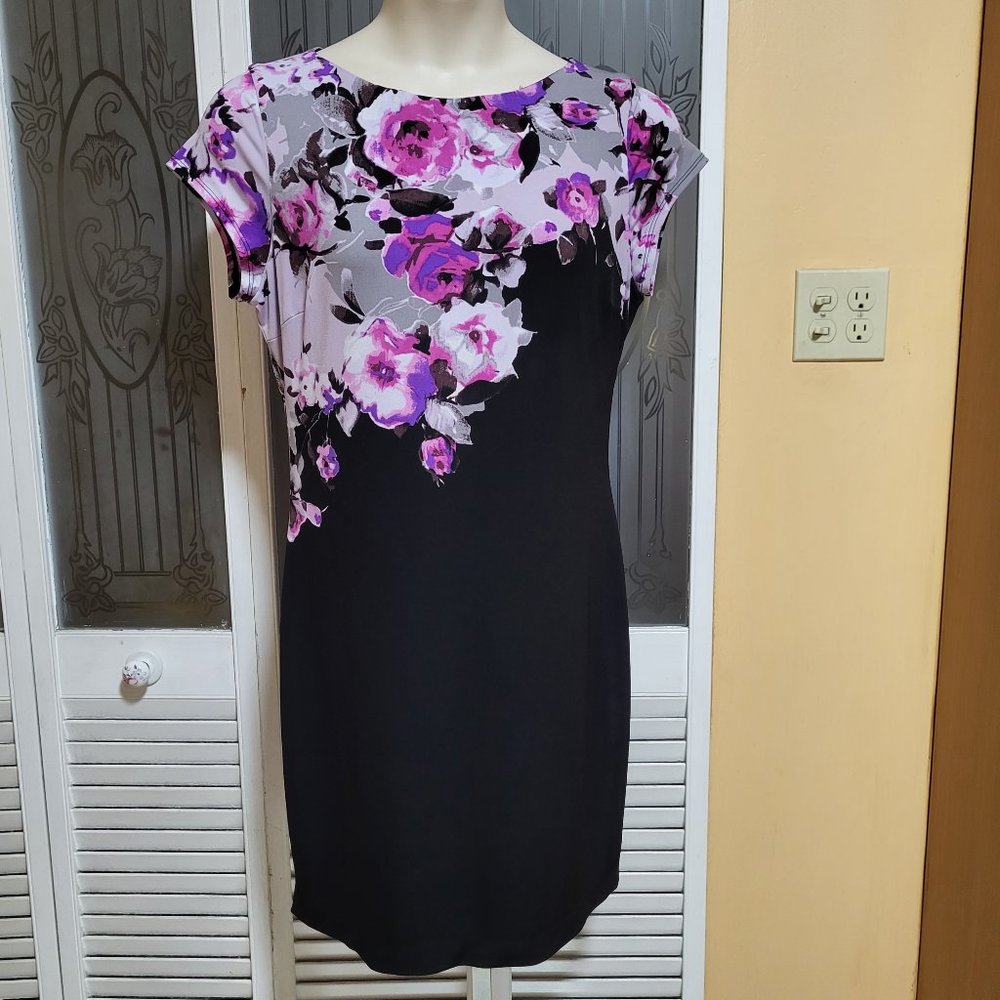 Cach'e Ladies Beautiful Floral Dress